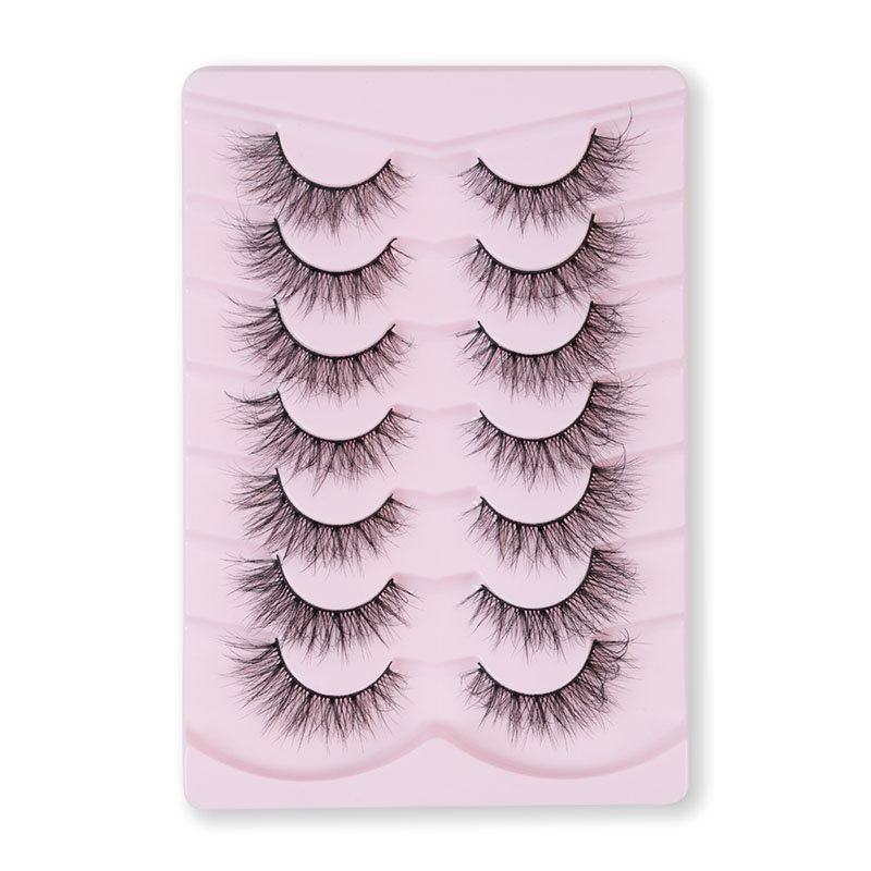 Накладні вії 3D Wispy Strip Lashes